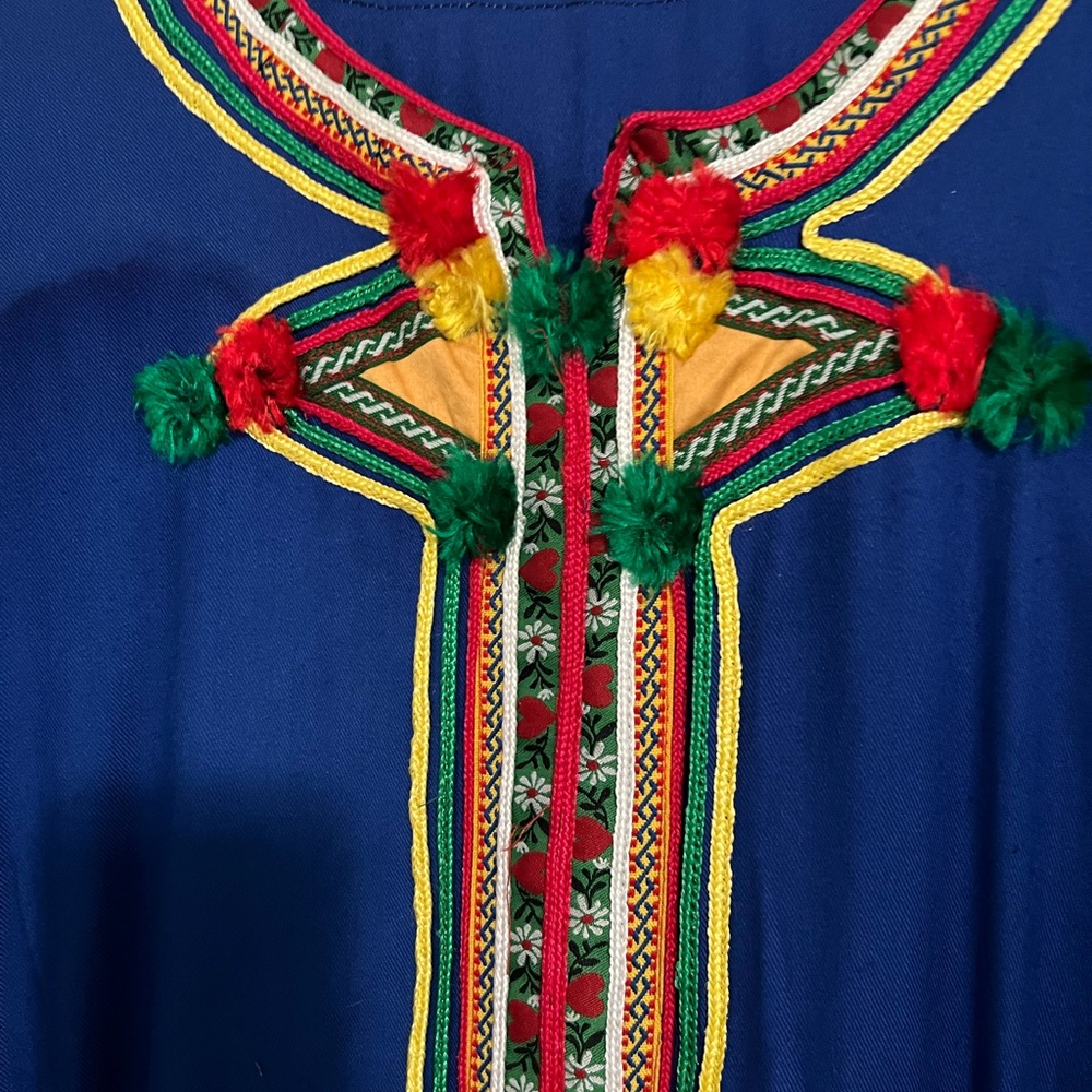 Colorful Embroidered Tunic - Picture 2 of 2